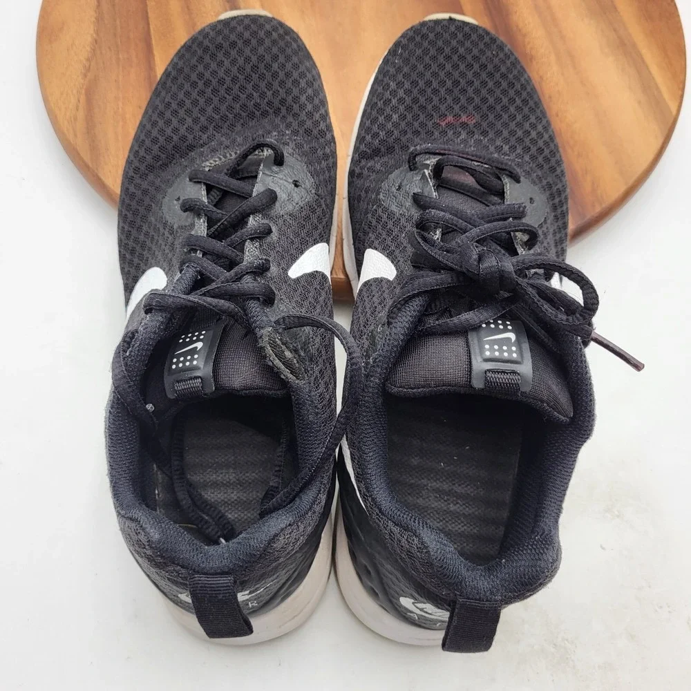 Nike‎ Air Max Motion Running Shoes Mens Size 8.5 Black White 833260-010 Shoes
